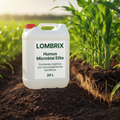 Garrafa de 20 L de Humus Microbial Elite con etiqueta LOMBRIX entre cultivos